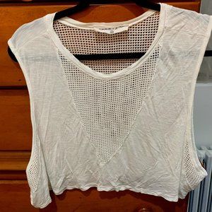 Emma & Sam V-Neck Mesh White Crop